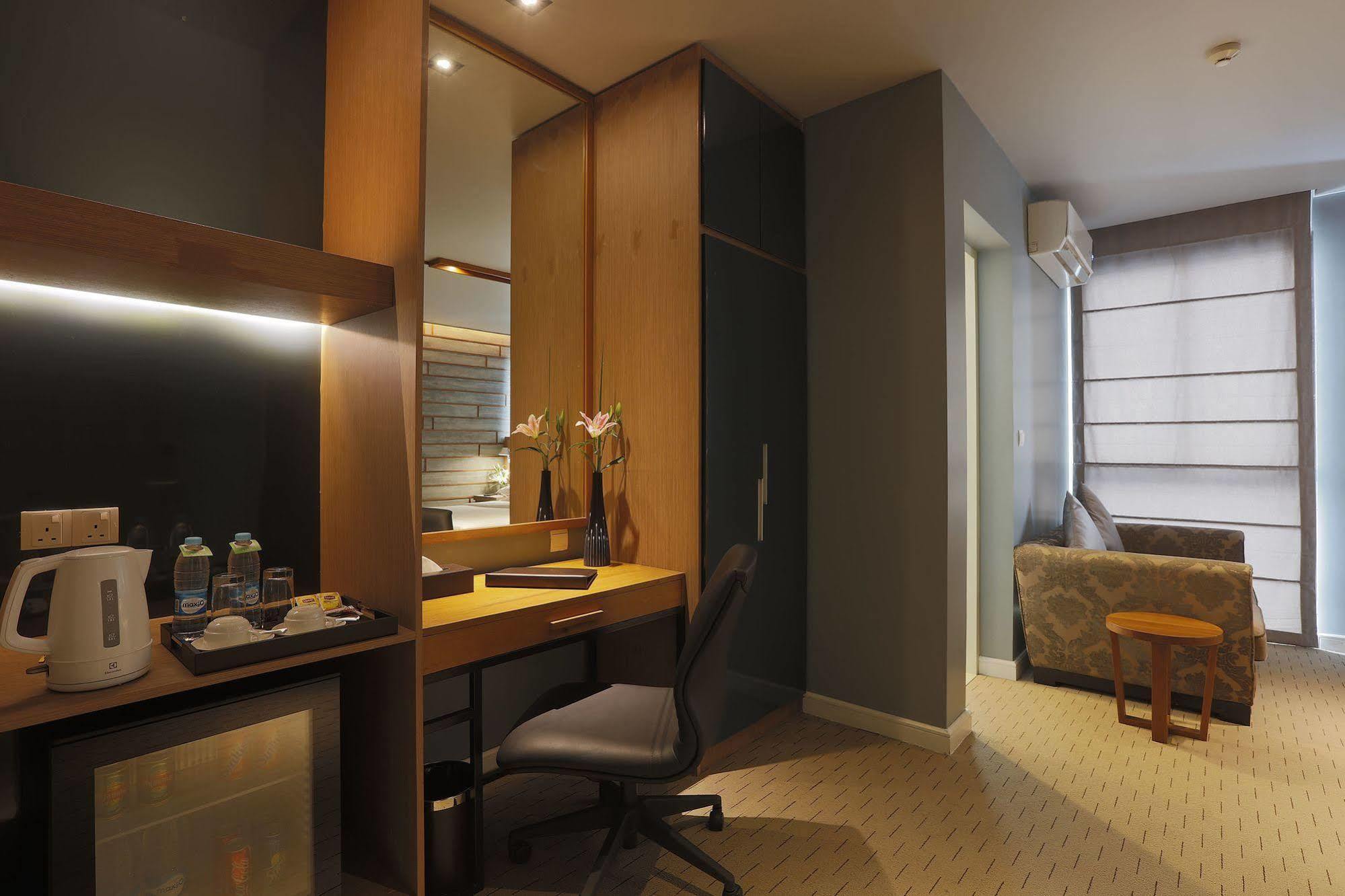The Link Yangon Boutique Hotel Dış mekan fotoğraf