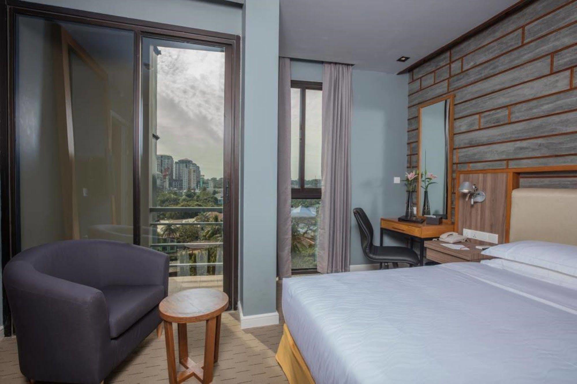 The Link Yangon Boutique Hotel Dış mekan fotoğraf